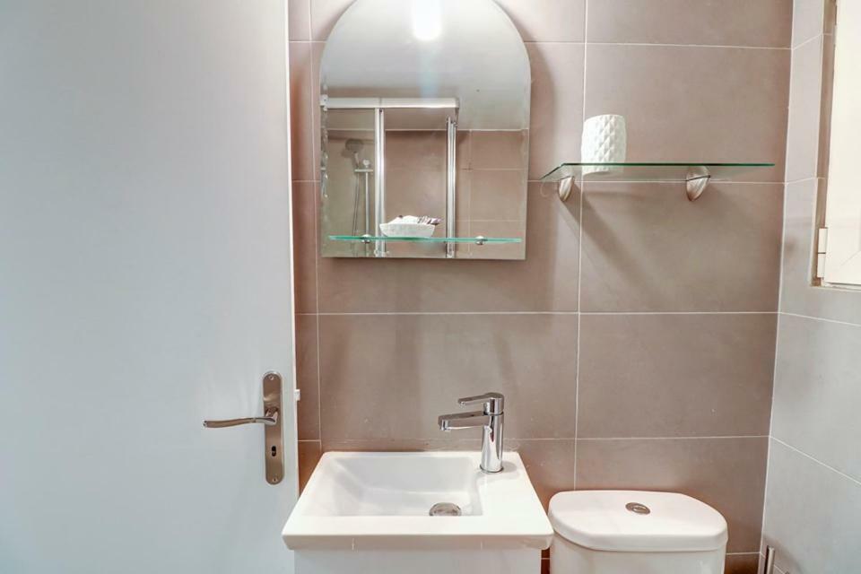 Appartement Victoria Jewels à Athènes Extérieur photo
